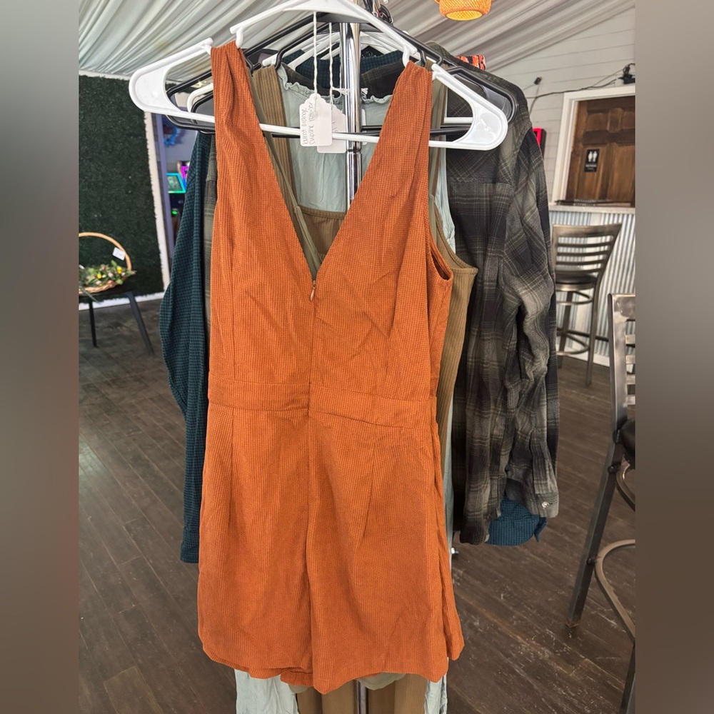Cupshe Rust Mini Wrap Romper NWT - image 2
